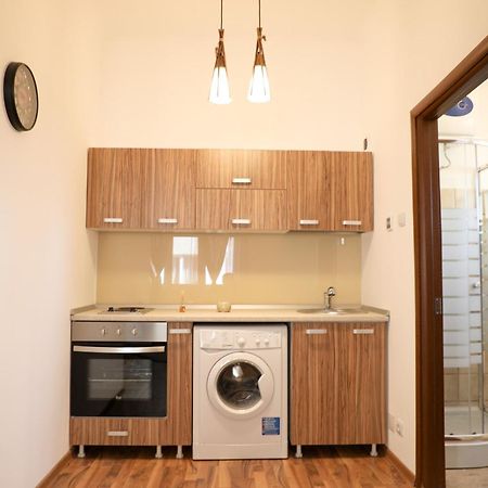 Ultracentral Apartament With Balcony - Old Town Bucarest Extérieur photo