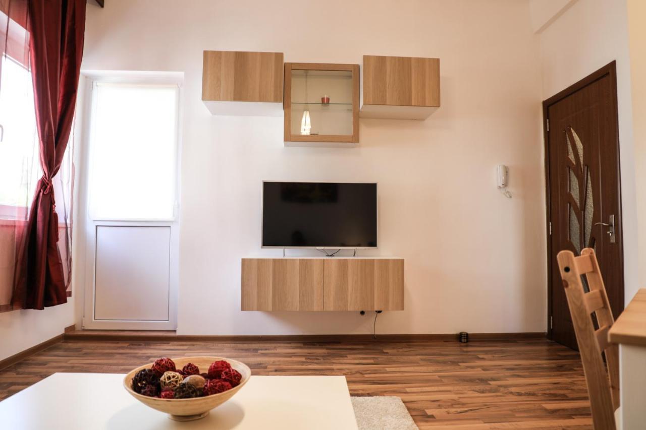 Ultracentral Apartament With Balcony - Old Town Bucarest Extérieur photo