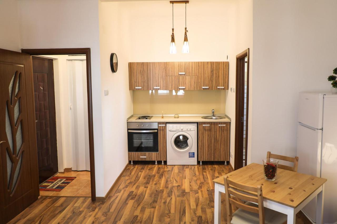 Ultracentral Apartament With Balcony - Old Town Bucarest Extérieur photo