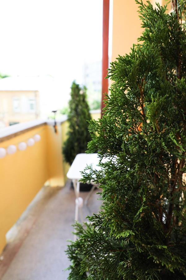 Ultracentral Apartament With Balcony - Old Town Bucarest Extérieur photo