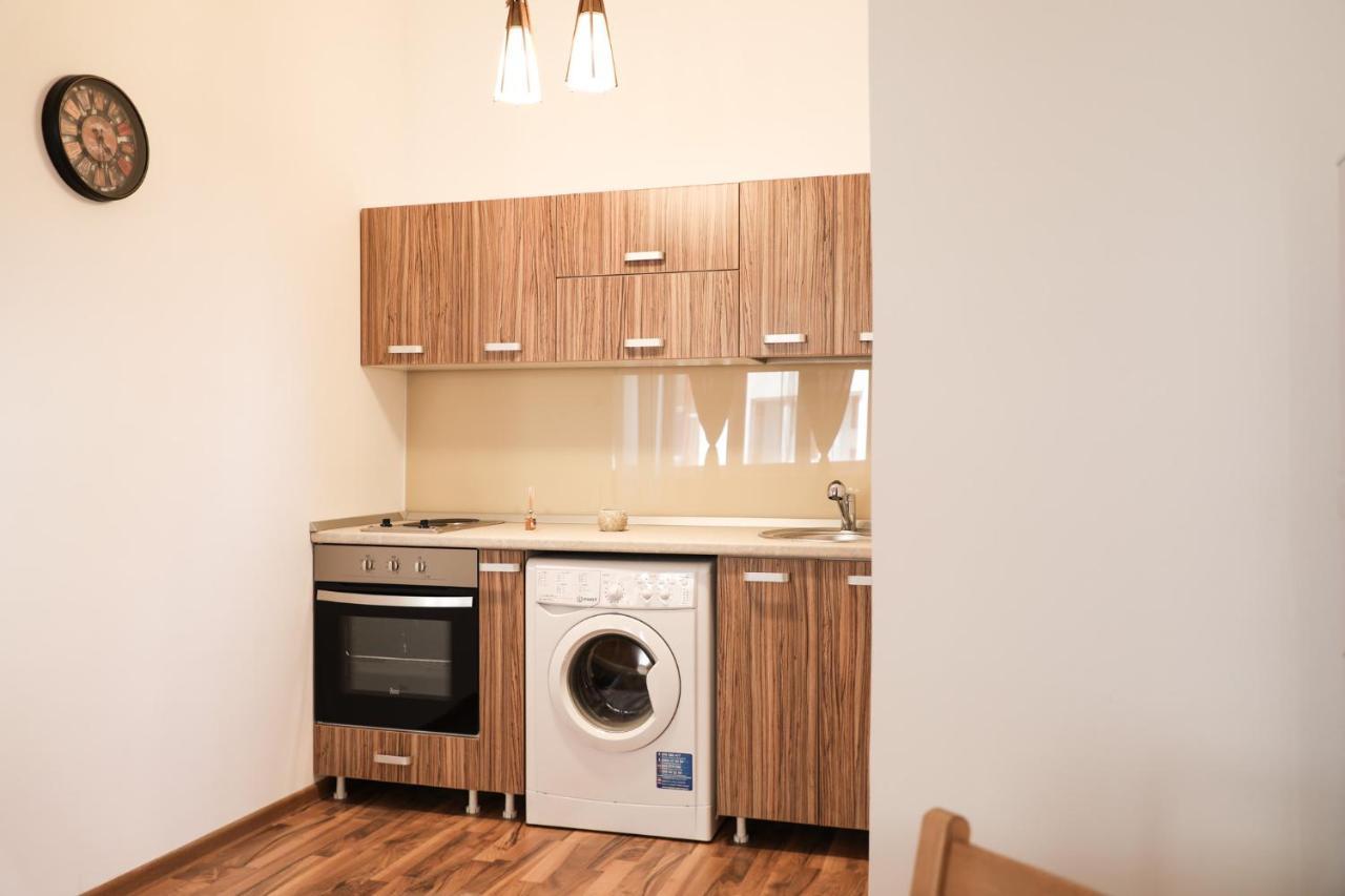 Ultracentral Apartament With Balcony - Old Town Bucarest Extérieur photo